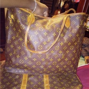 Authentic GM Neverfull LV bag